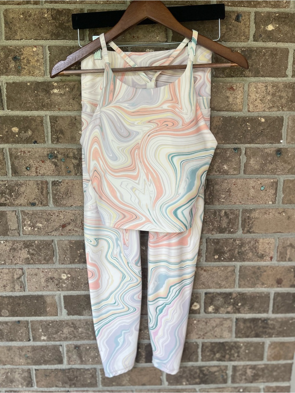 Old Navy Active PowerSoft Matching Workout Set Women’s Medium Marble Print